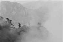雾锁古亭