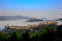 高山顶上有人家