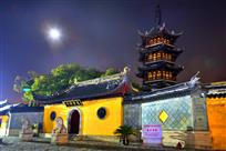 古刹夜色