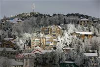 庐山晴雪