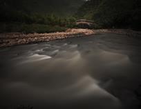古廊桥.溪水