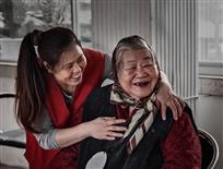 《关爱》