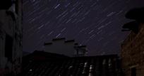 查平坦的星空