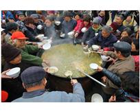 庙会上的大锅饭