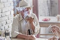 烟中的思索