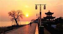 《钱塘晚霞》