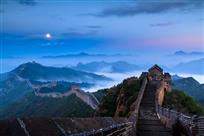 《晓月撒金山》