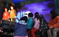 村童看社戏