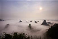 日出万佛山