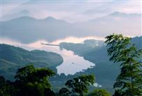 湖光山色