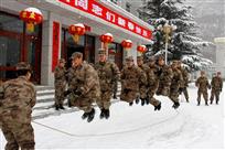 跃马扬鞭