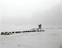 小河哗哗淌