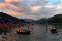 青山绿水间