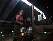 帐蓬里的藏妹