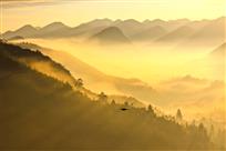 层峦叠嶂