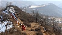 《春到山乡》