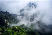 山际见来烟