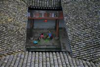古祠天井