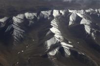 巍峨雪山