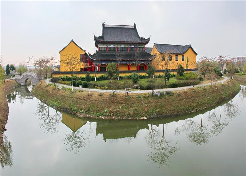 上一页 下一页 作品名称: 潮音寺风光  作品描述: 无锡宜兴  拍摄地点