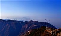 《层峦叠嶂括苍山》