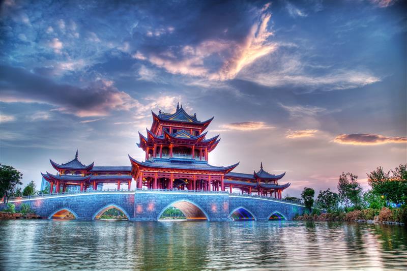 名称 魔幻兰溪桥 作品描述 兰溪桥风景拍摄 拍摄地点 玉溪兰溪桥