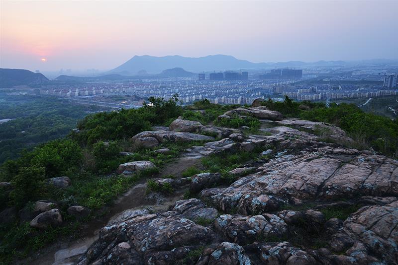 拍摄地点 苏州新区枫桥高景山 拍摄时间 2014-05-01 作品