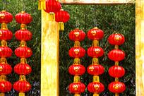 大红灯笼高高挂