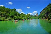 碧水青山好风光——张栋华 摄