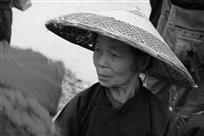 阿婆的凉帽