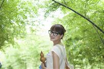 《回眸》