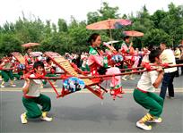 华蓥山滑扞抬幺妹