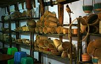 《古镇竹器店》