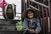 卖菜的老人