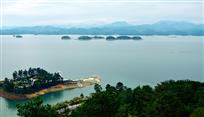 画中驶来