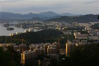 夕照山城