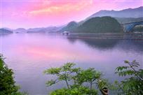 圣湖韵秀