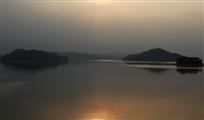 湖光波影