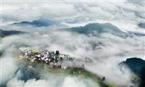 烟雨山村