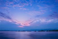 静湖