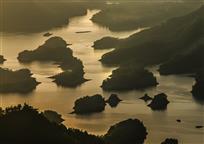 高峡出平湖