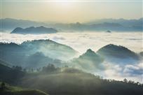 晨雾茫茫