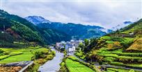 美丽山村