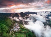 夏日的山乡