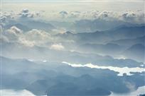 层峦叠嶂
