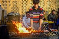 南疆街头美食-烤羊肉串