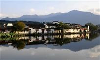 微居江南