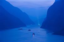 夜行三峡