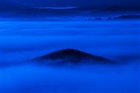 云漫山峦