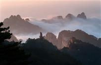 雾绕黄山